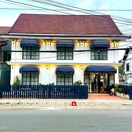 Midnight Blue Guesthouse Luang Prabang Exterior photo