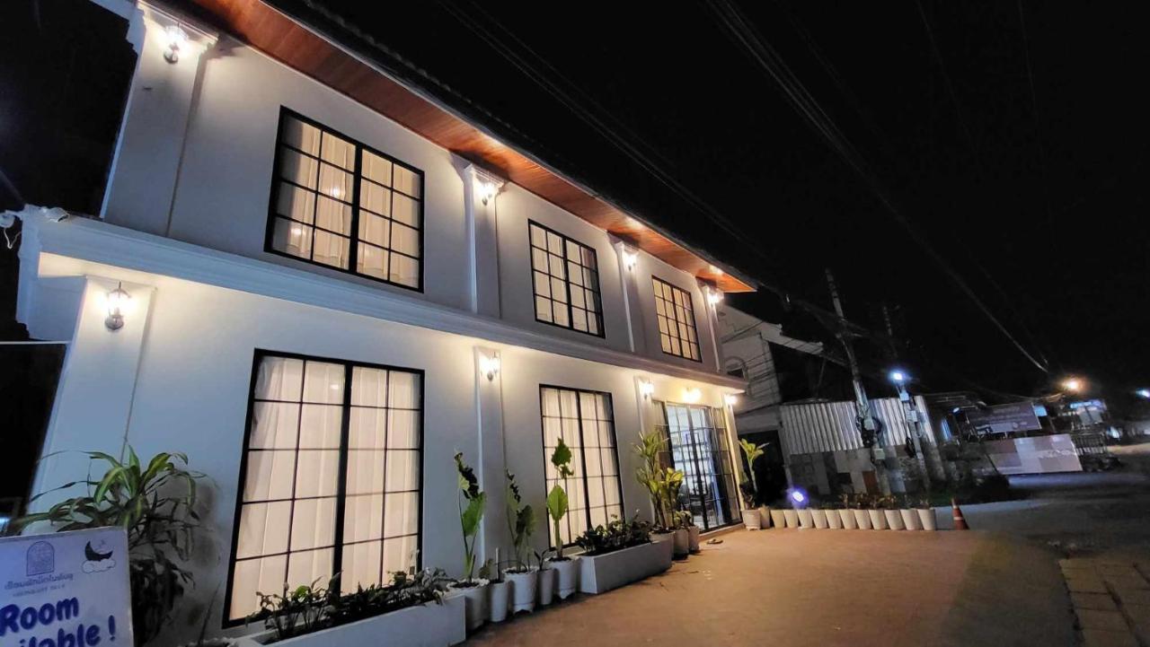 Midnight Blue Guesthouse Luang Prabang Exterior photo