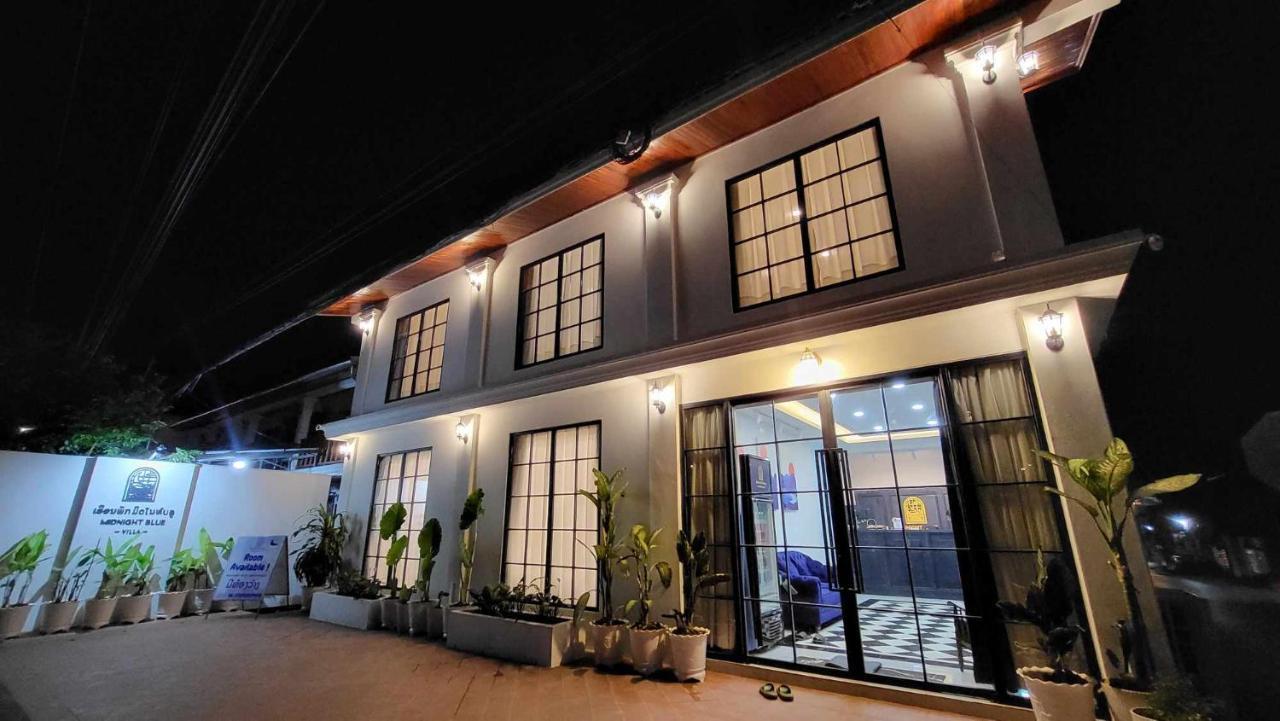 Midnight Blue Guesthouse Luang Prabang Exterior photo