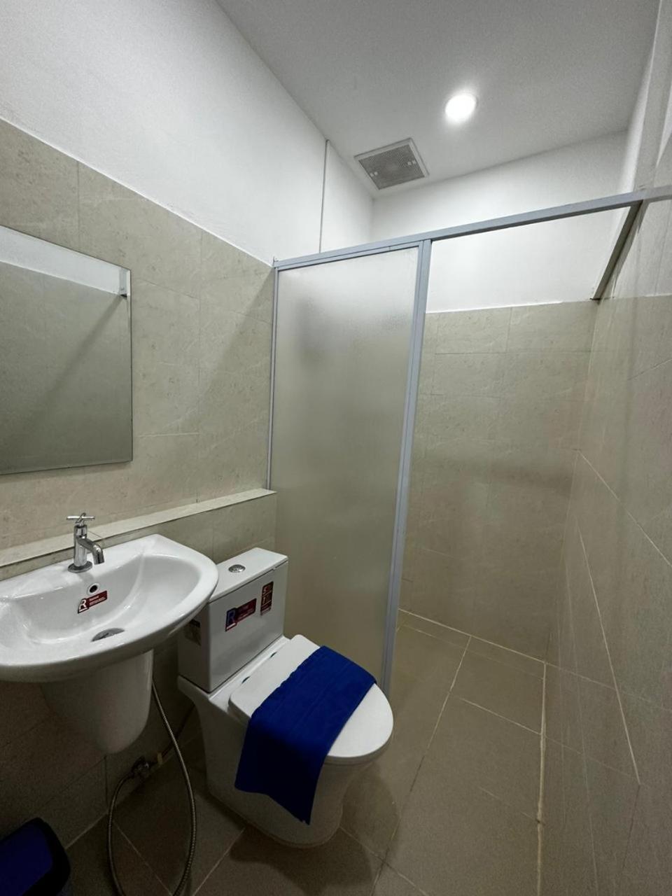 Midnight Blue Guesthouse Luang Prabang Exterior photo