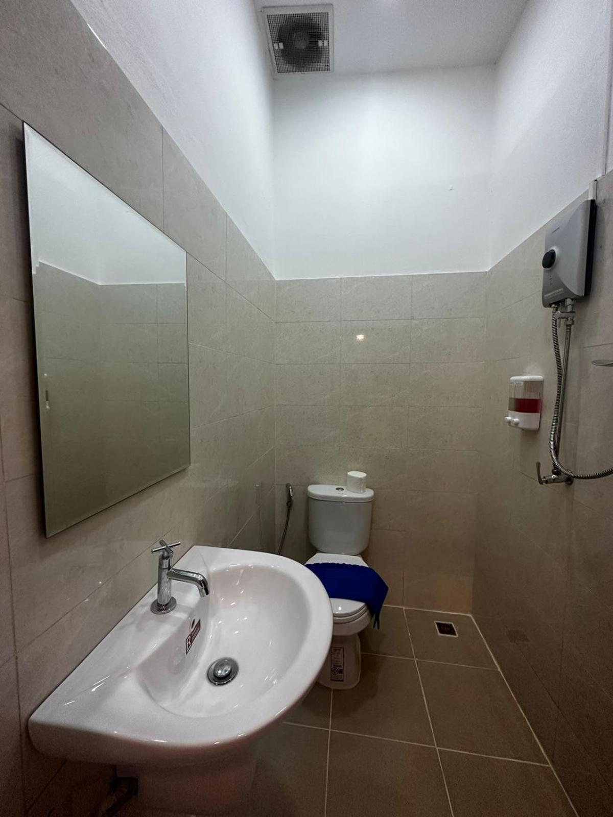 Midnight Blue Guesthouse Luang Prabang Exterior photo